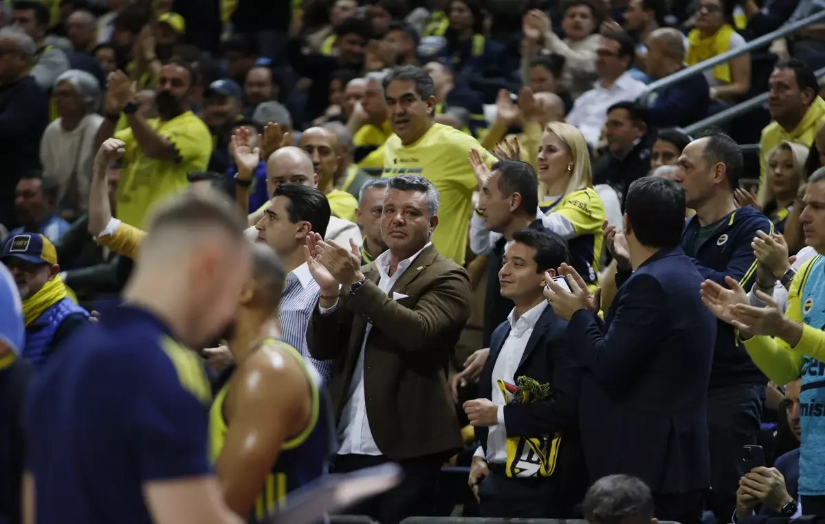 Fenerbahçe Beko, Valencia\'yı 82-79 yendi