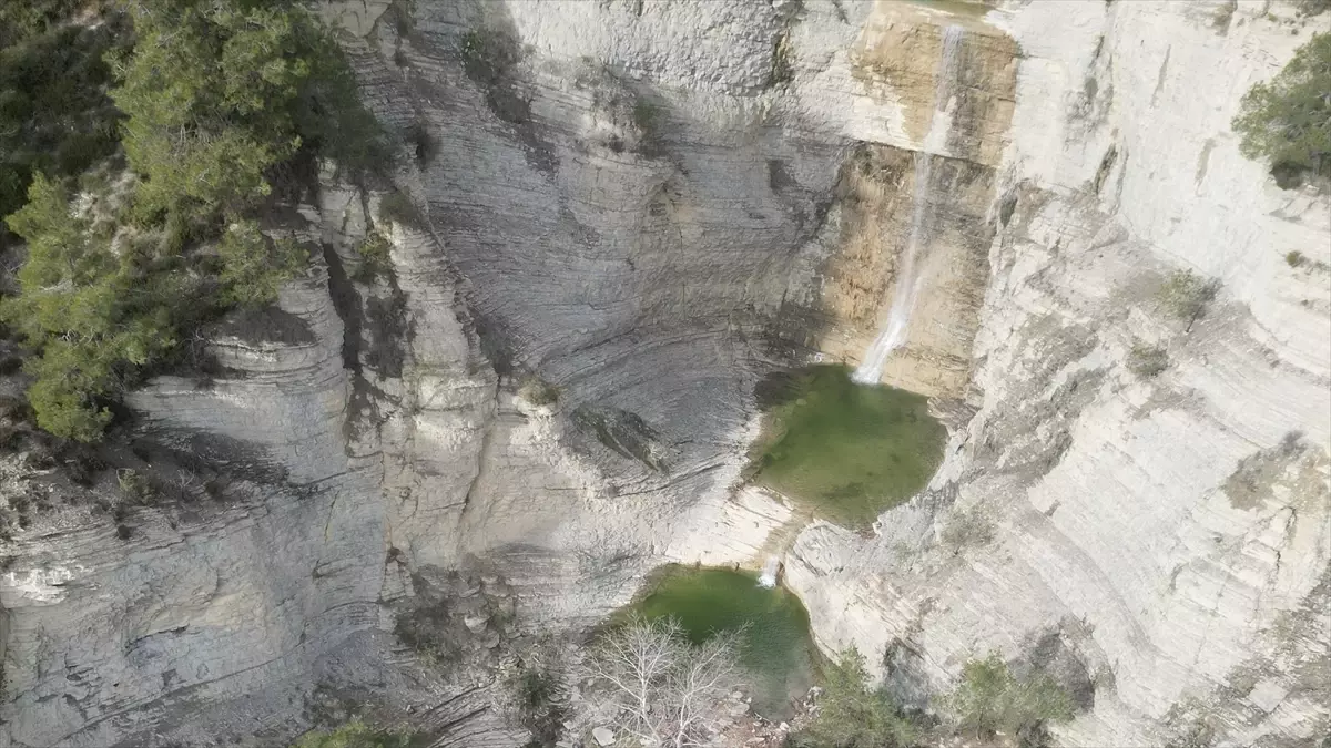 Şarlayan Şelalesi Yeniden Akmaya Başladı