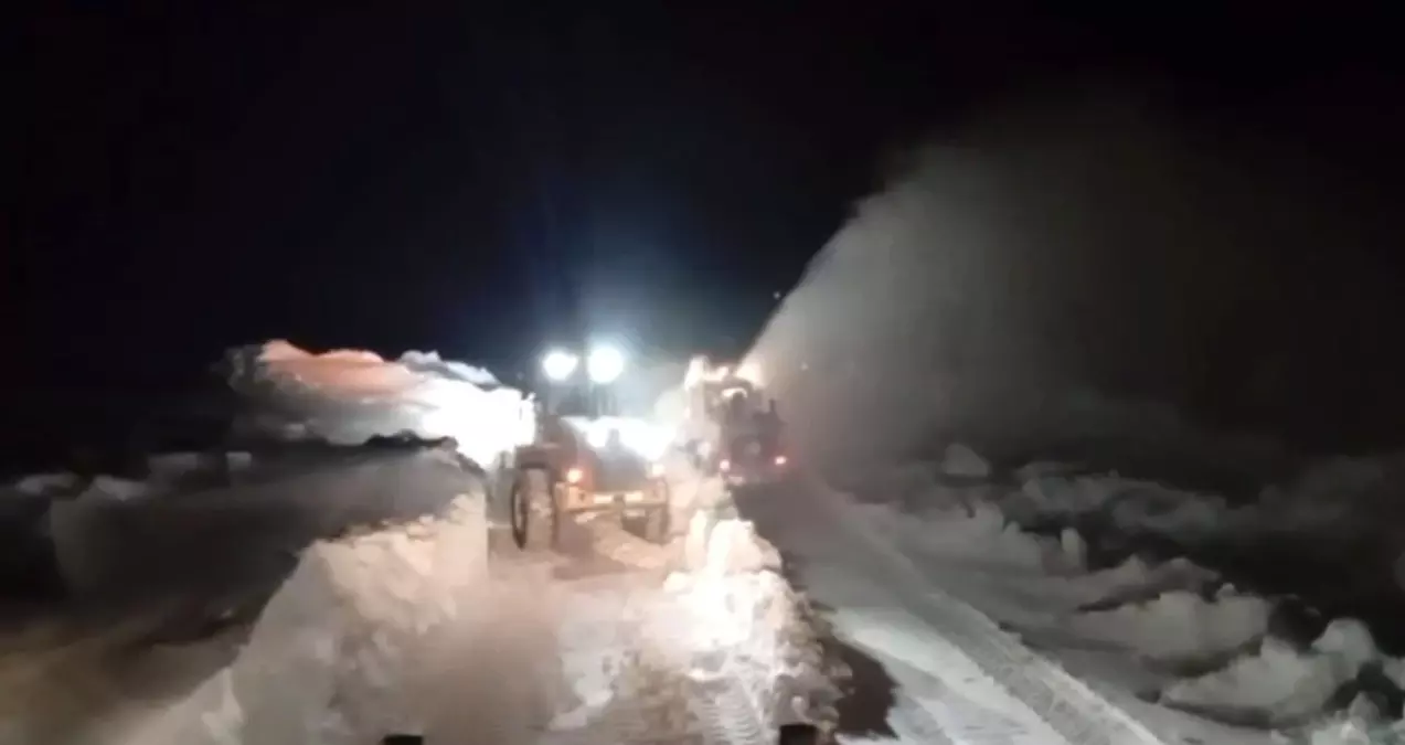 Kars\'ta Kağızman-Ağrı Yolu Yeniden Açıldı