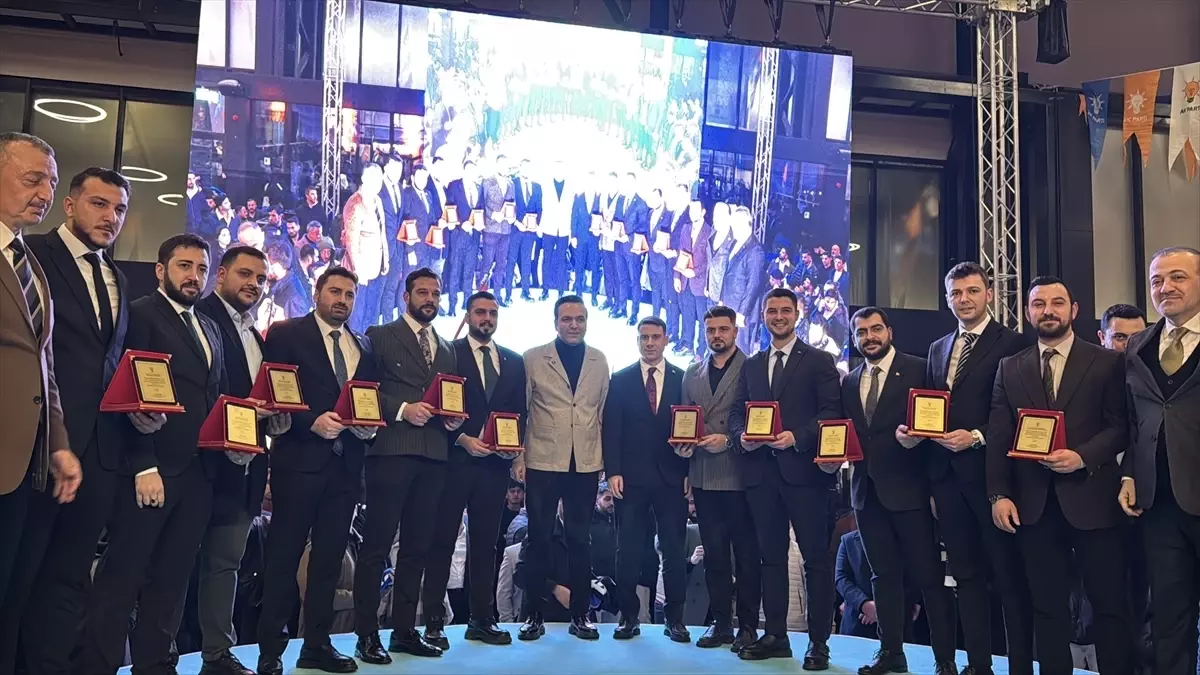 İbiş: Gençlerle Siyaset Enerji Katıyor