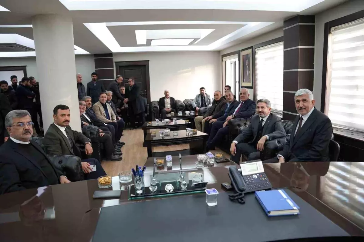 Bakan Yardımcısı Aydın, Belediye Başkanı Hallaç ile bir araya geldi