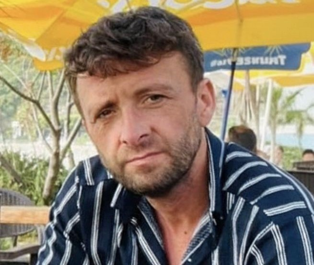 Cinayetin izlerini silmek için kamyoneti yaktı