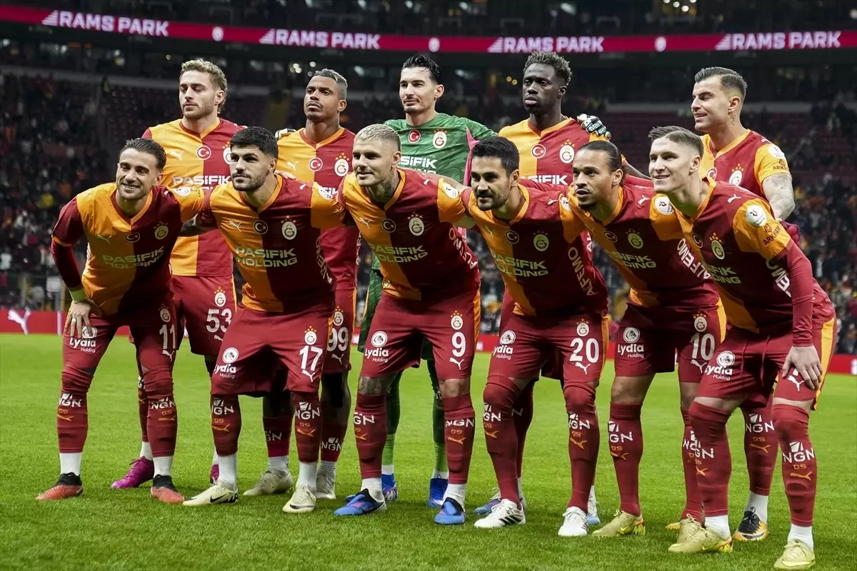 Galatasaray, Gaziantep\'i Ağırladı