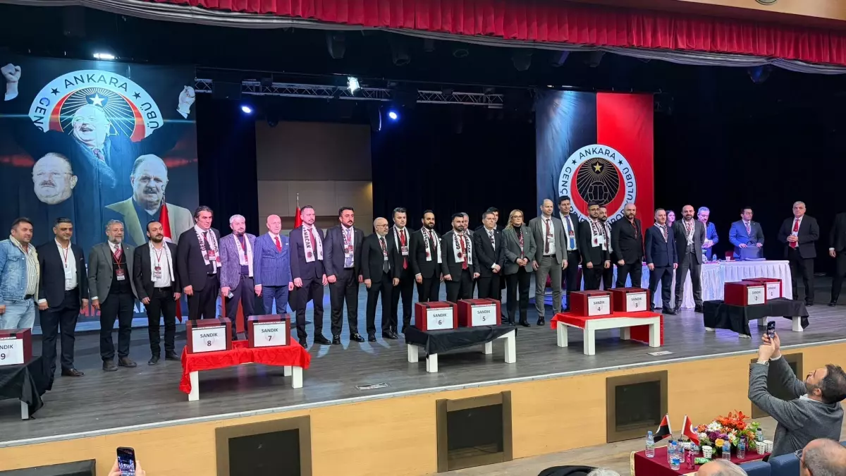 Arda Çakmak Tek Aday Olarak Yeniden Başkan Seçildi