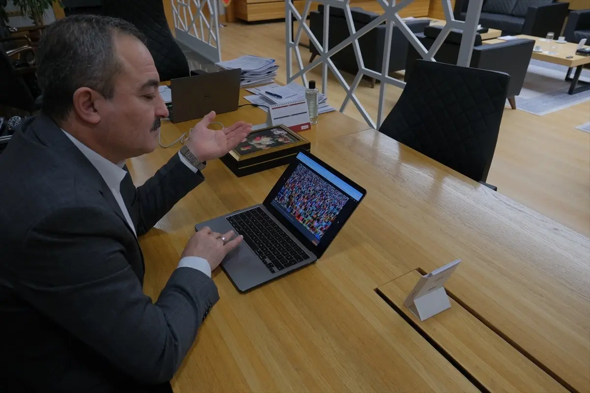 Öztürk, AA\'nın Yılın Kareleri Oylamasına Katıldı