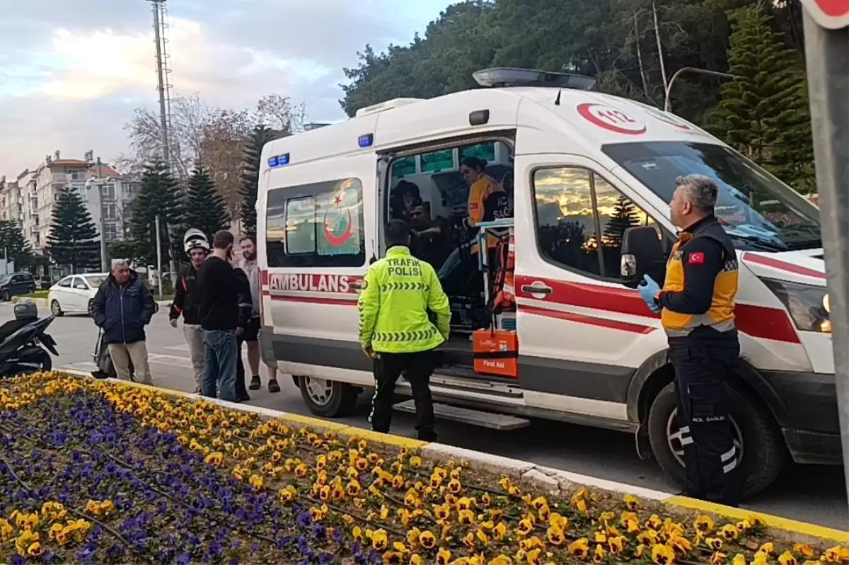 Manavgat\'ta Motosiklet Kazası: 1 Yaralı