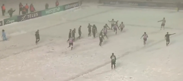 Kanada Premier Ligi'nde oynanan inanılmaz maç yeniden gündemde