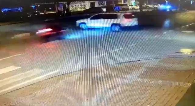 Kaskını kız arkadaşına veren fenomenin ölüme gidişi kamerada Kaskını kız arkadaşına veren fenomenin ölüme gidişi kamerada