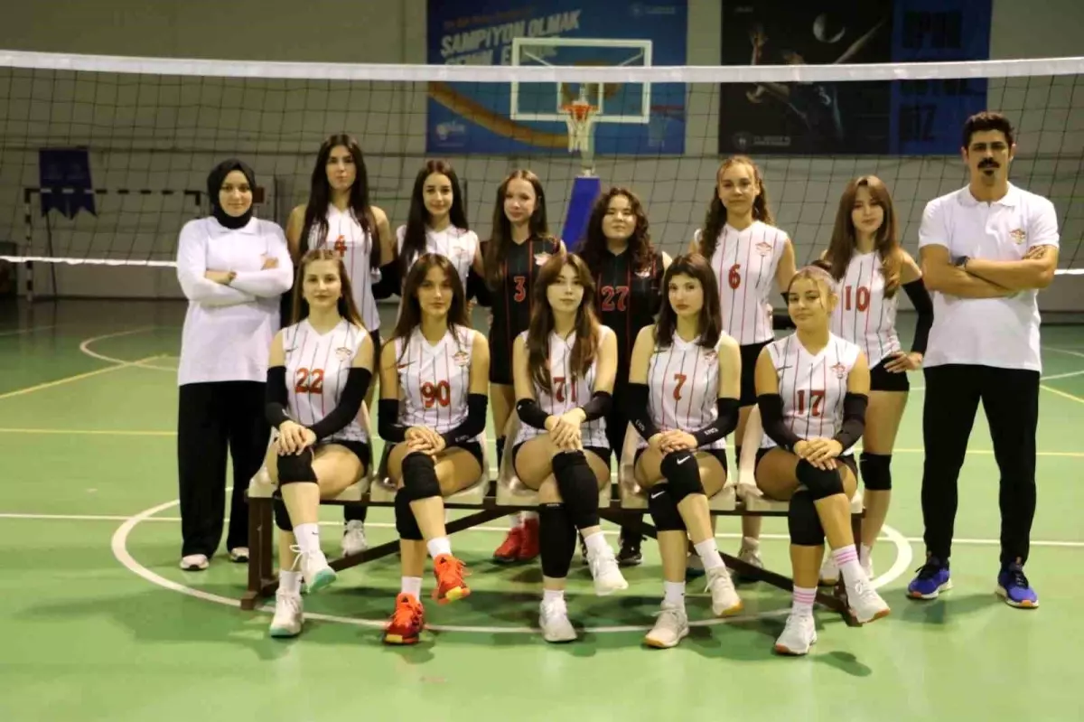 Lefke Akademi Voleybol Takımı Bölgesel Lig\'de