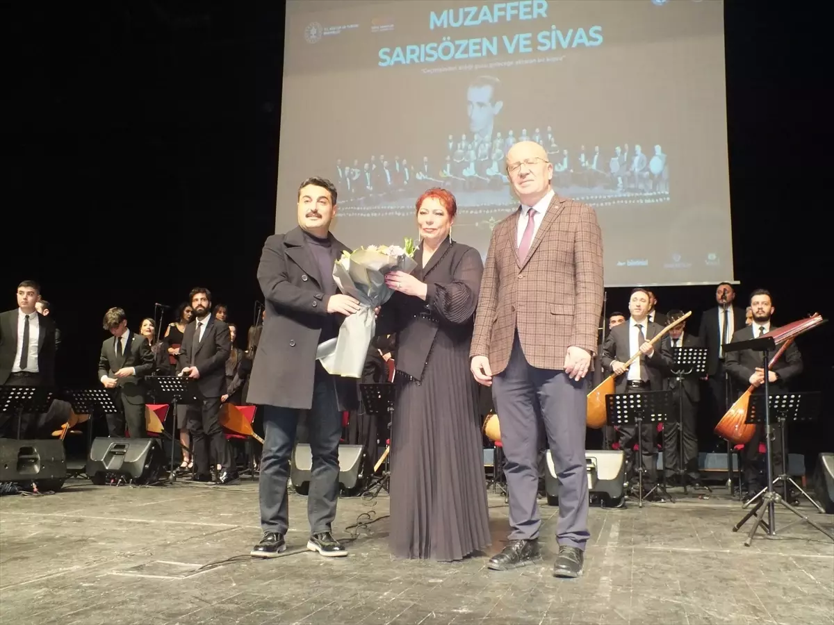 Muzaffer Sarısözen Anısına Konser