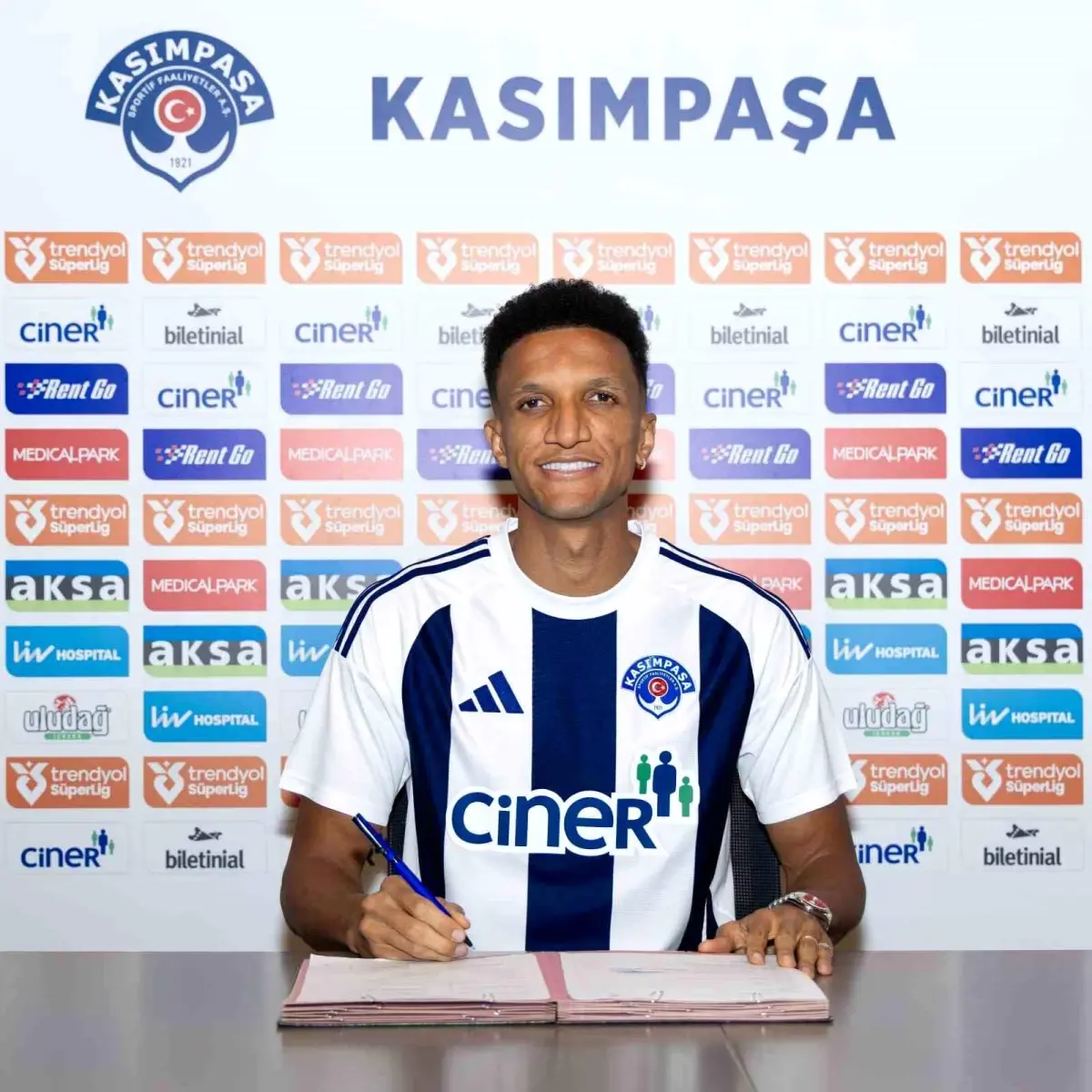 Kasımpaşa, Rodrigo Becao\'yu Kiraladı