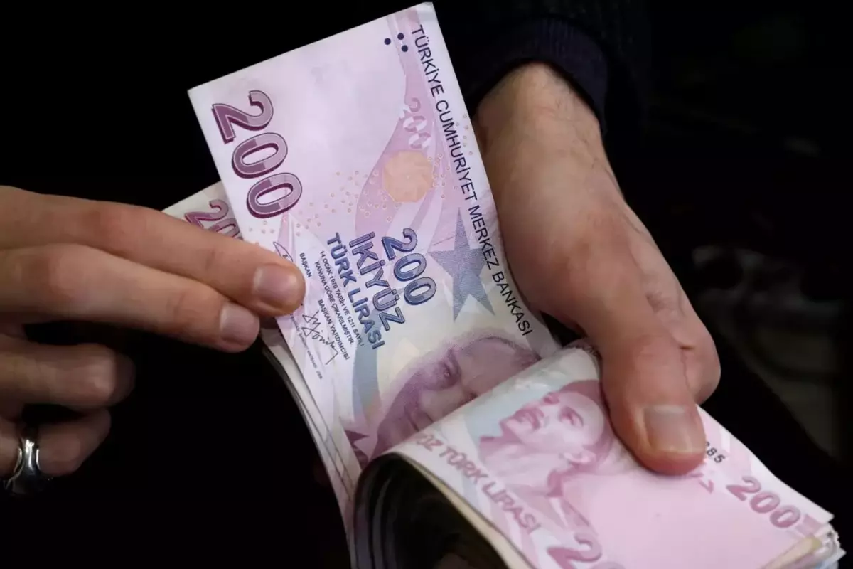 SGK listeyi genişletti: Bu meslekleri yapanlar 5 yıl daha erken emekli olacak