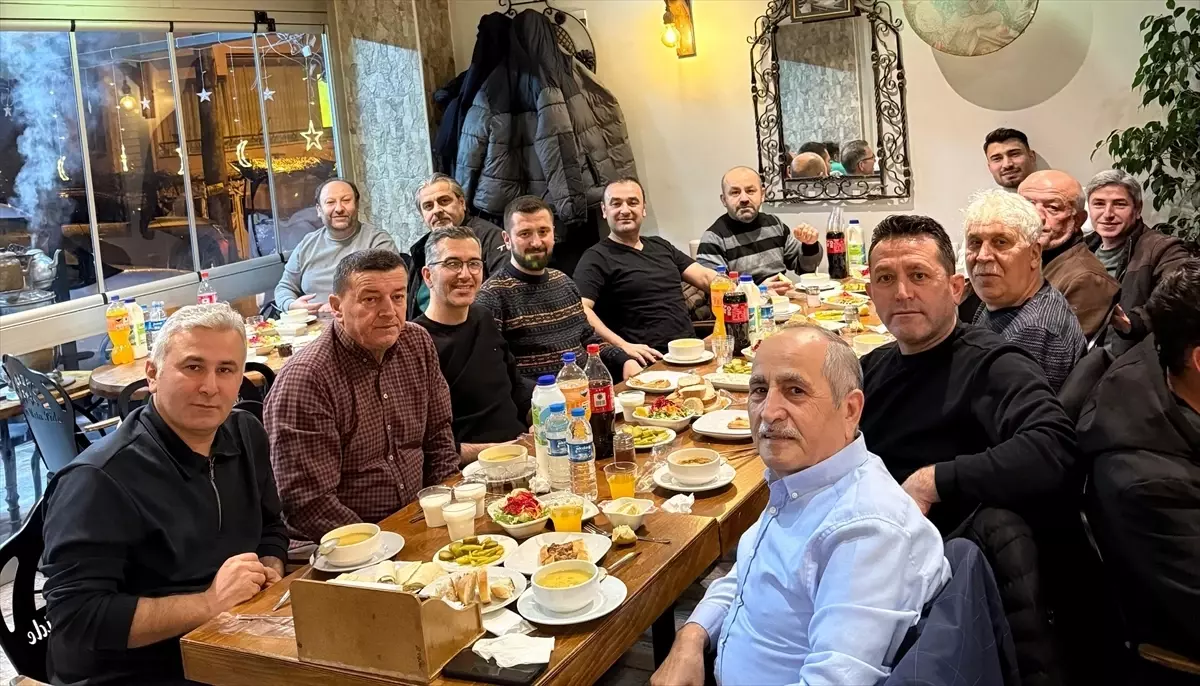 Mehmet Himmet\'e Veda Yemeği Düzenlendi