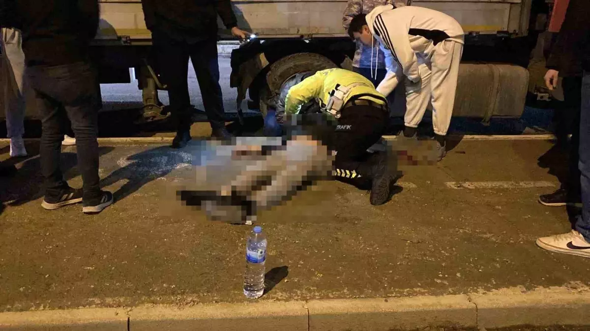 İnegöl\'de Zincirleme Kaza: 1 Ölü, 1 Yaralı