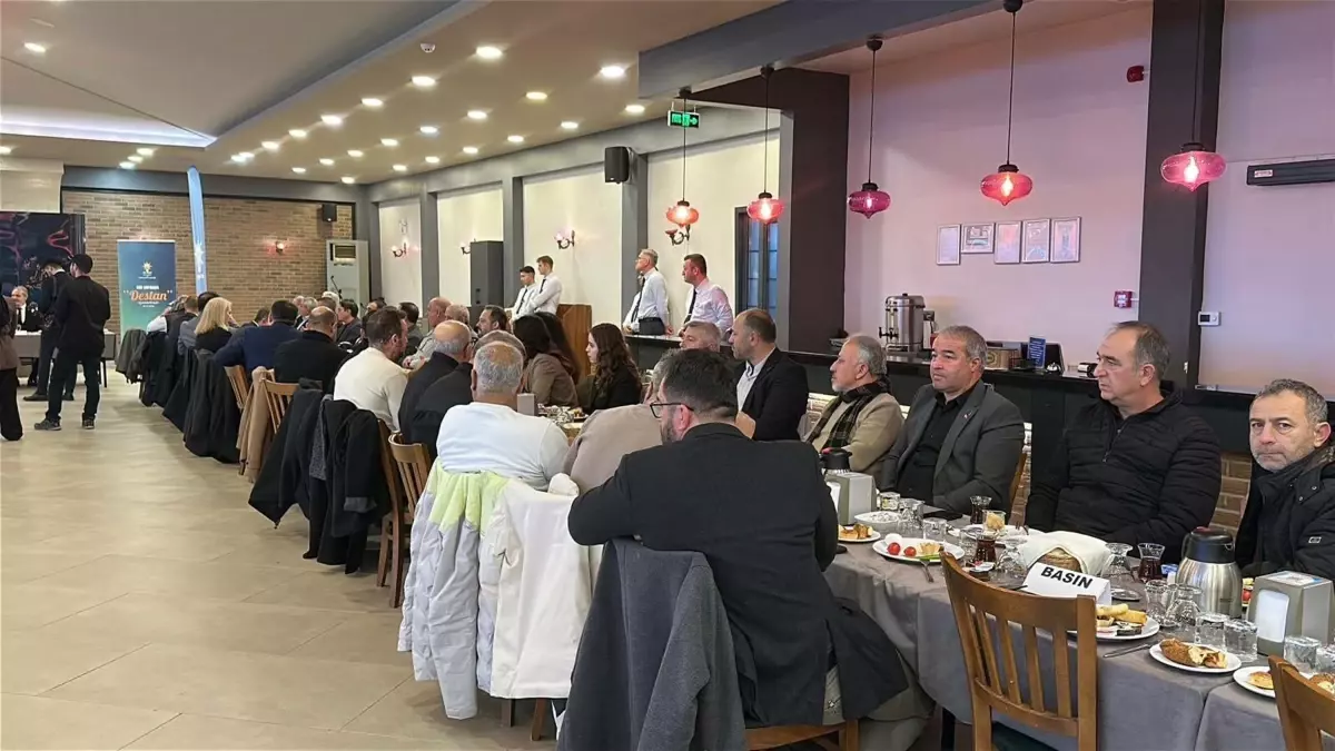 AK Parti\'li Uygur: Çanakkale, zor zamanlarda ayağa kalkma kudretidir