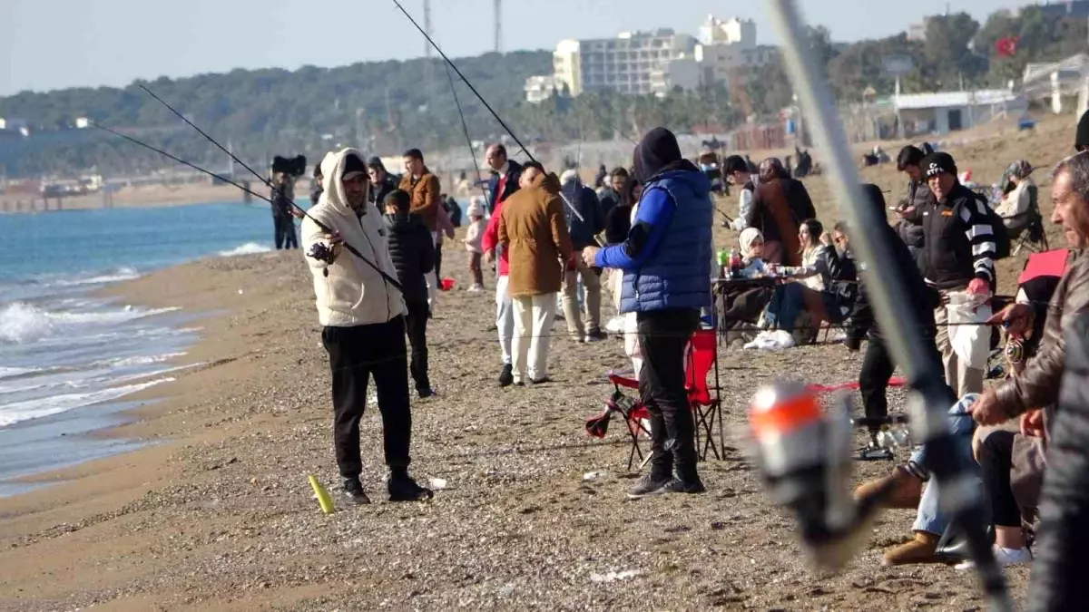 Antalya\'da güneş keyfi