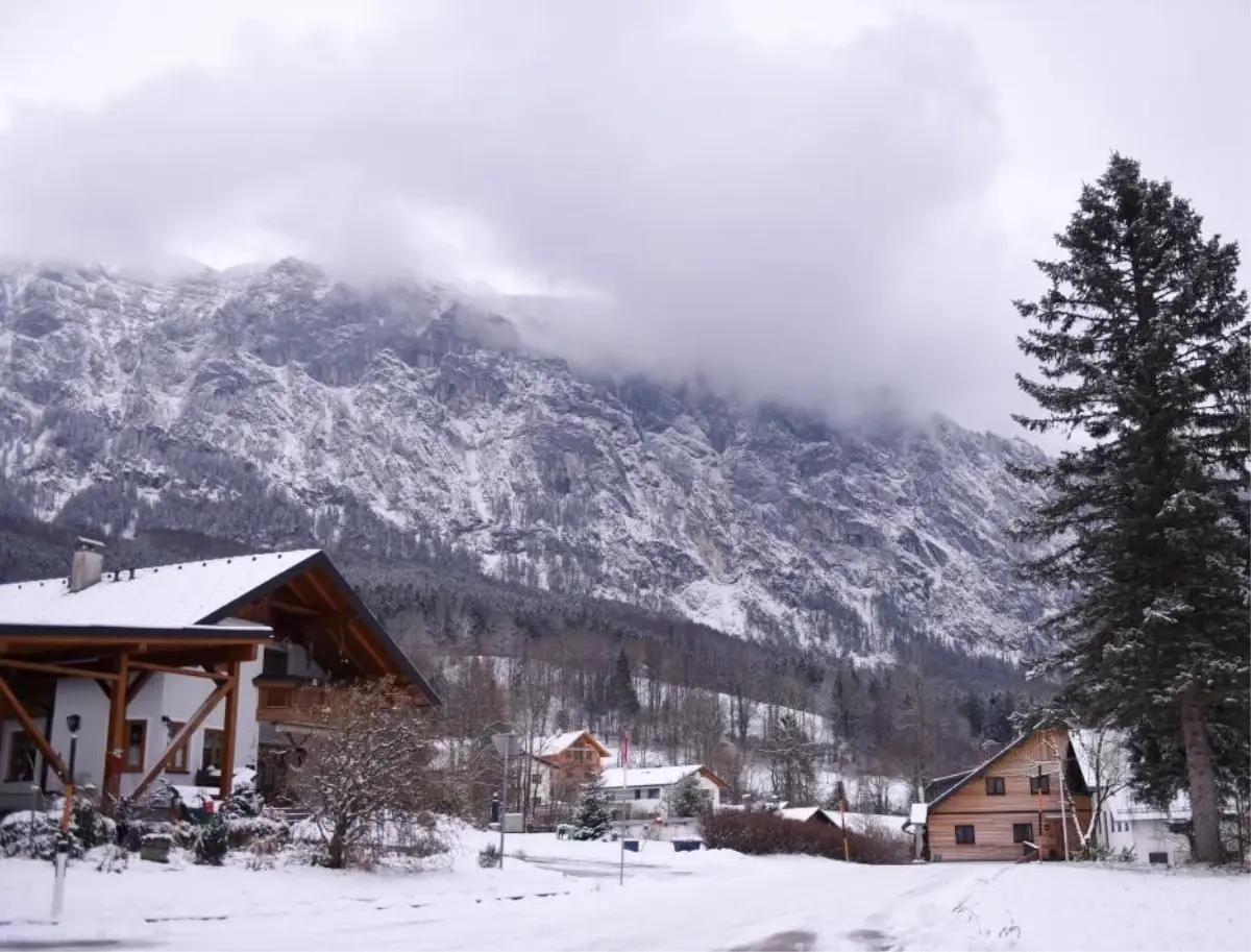 Avusturya\'da çığ felaketi: 8 ölü