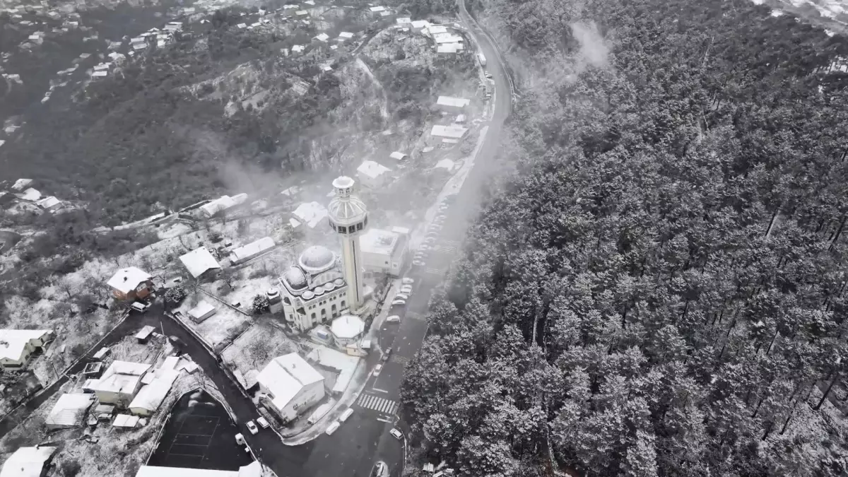 İstanbul’da Kar Yağışı Manzaraları
