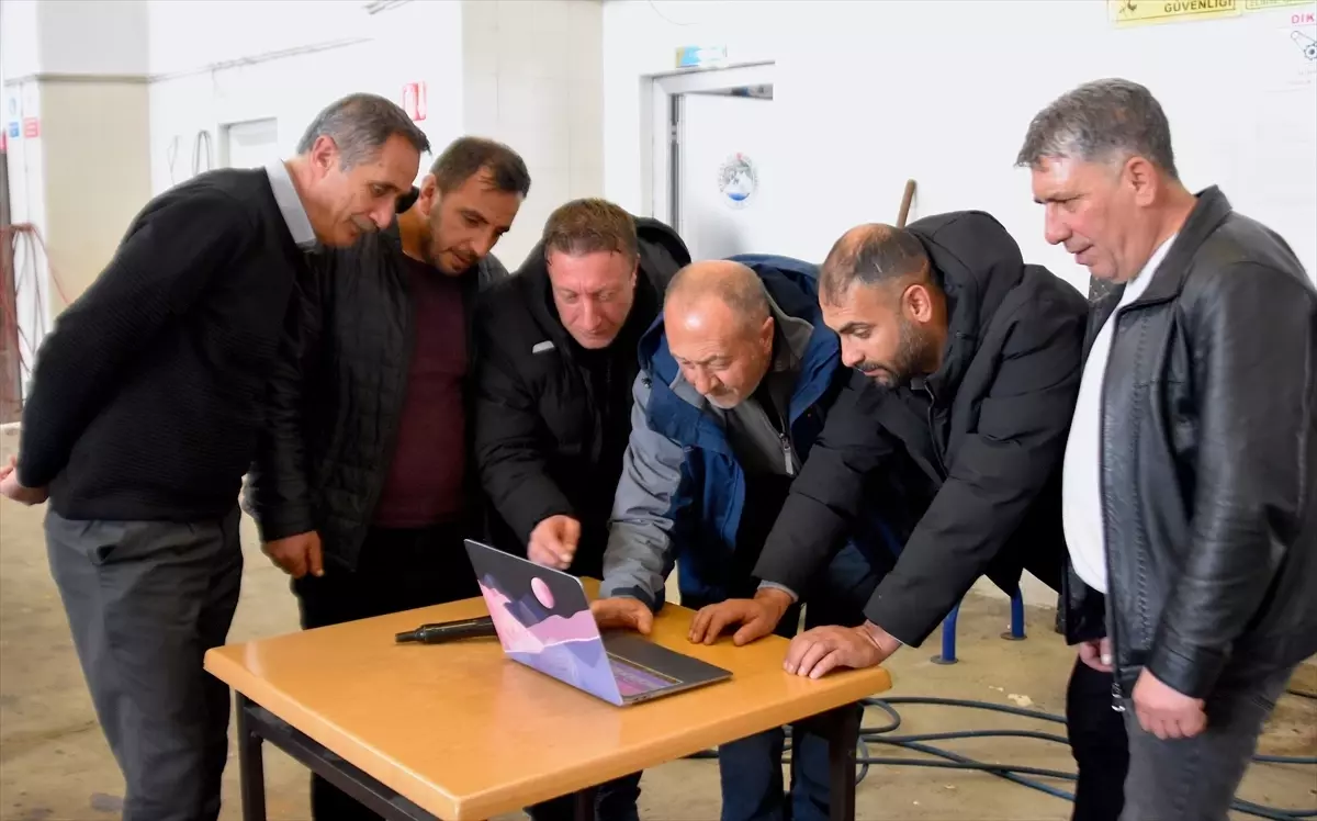 Karla Mücadele Ekibi \'Yılın Kareleri\' Oylamasına Katıldı