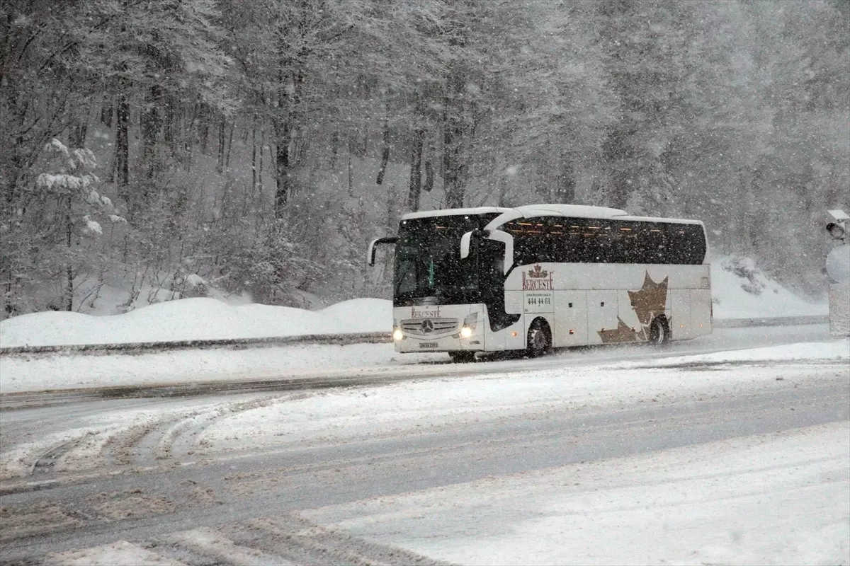 D-100\'de Kar Yağışı: Sürücülere Uyarı