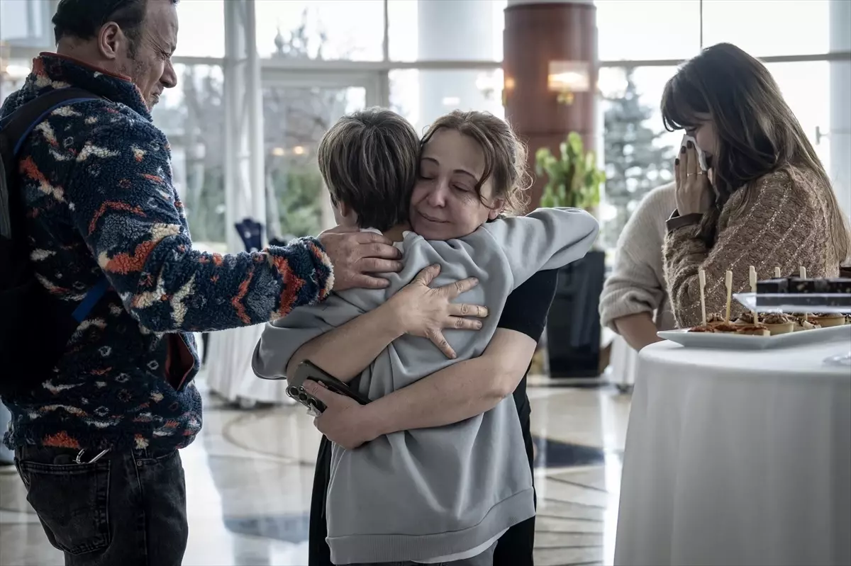 Yangında Hayatını Kaybeden Aile Anısına Sergi