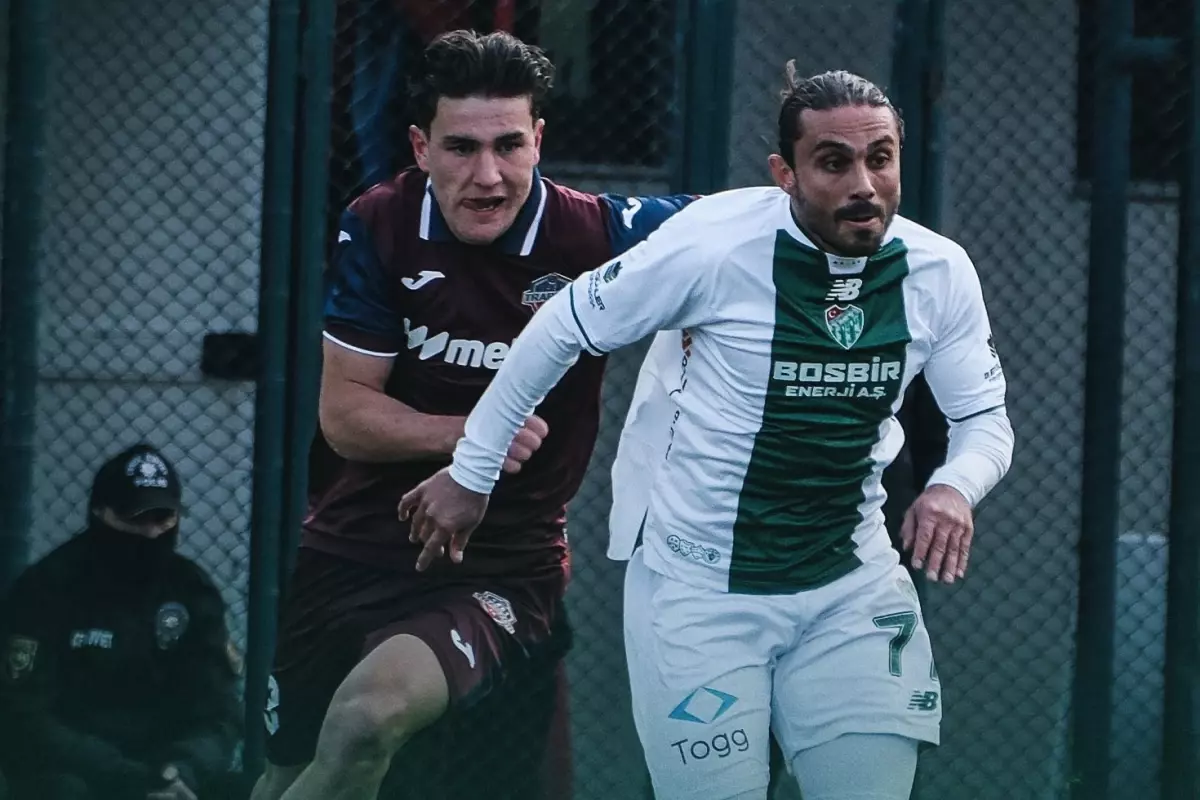 Bursaspor iki kötü haberle sarsıldı: Hem maçı kaybettiler hem de yıldız ismin kolu kırıldı