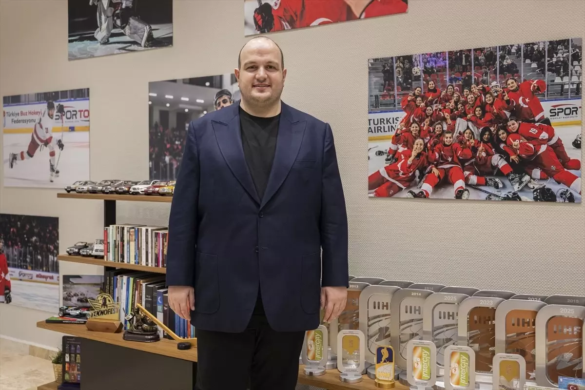 Buz Hokeyinde Altın Madalya Hedefi