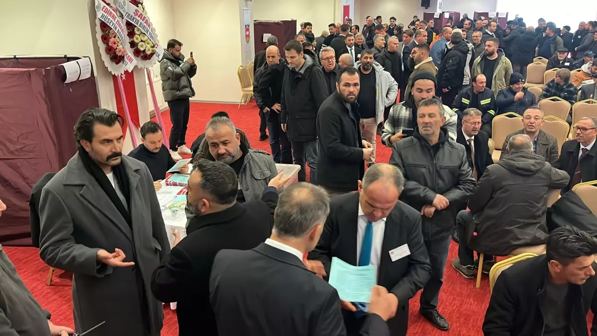 Edirne\'de Oda Genel Kurulu\'nda Kavga Çıktı