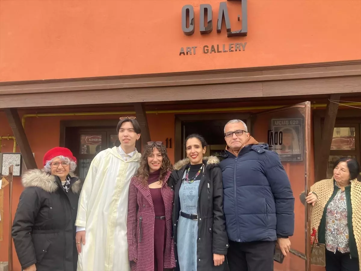 Jamila Kır\'ın \'Uçuş 620\' Sergisi Açıldı