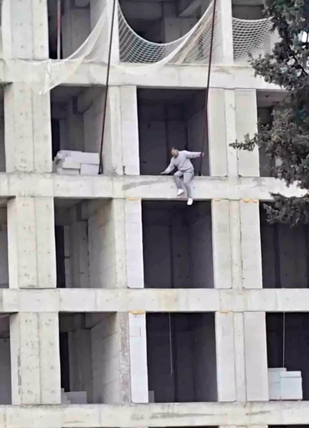 Adıyaman\'da İntihar Girişimi İkna ile Sonuçlandı