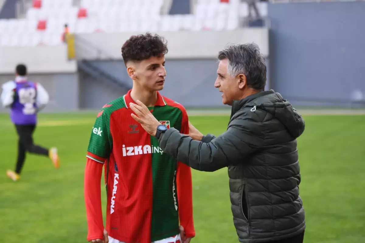 Karşıyaka, Kütahyaspor\'a Uzatmada Yenildi