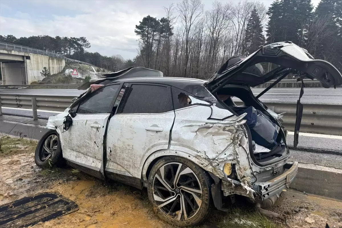 Kuzey Marmara Otoyolu\'nda Kaza: 7 Yaralı