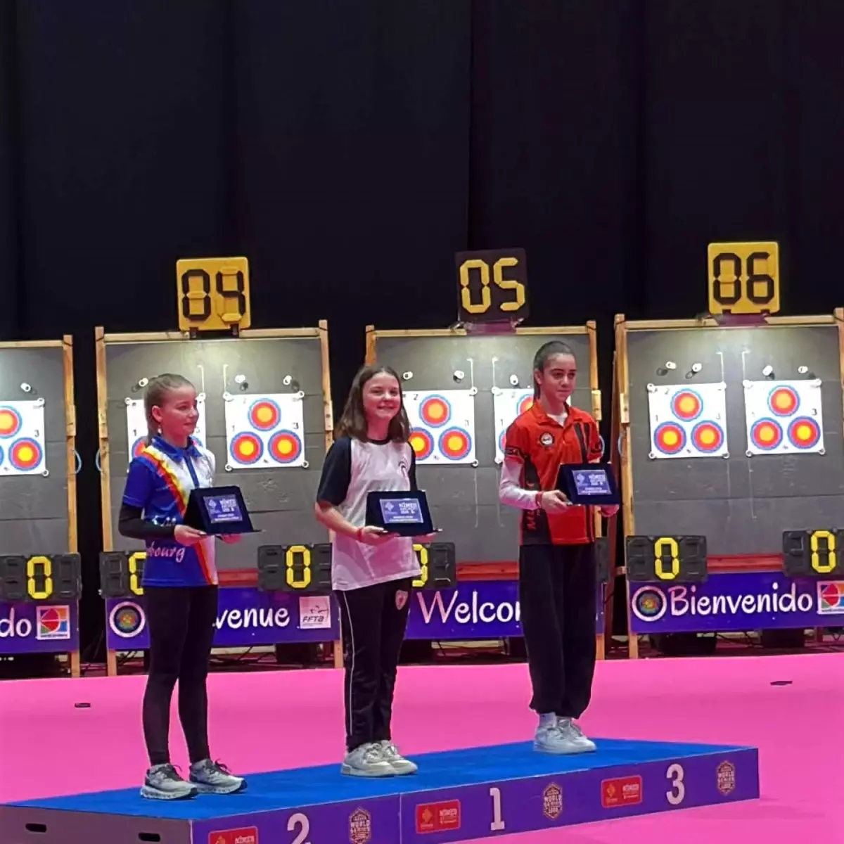 Ada Şahin Fransa\'da 3. Oldu