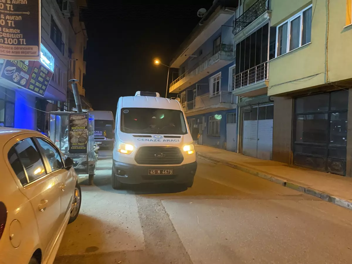 Manisa\'da yalnız yaşadığı evinde ölü bulundu