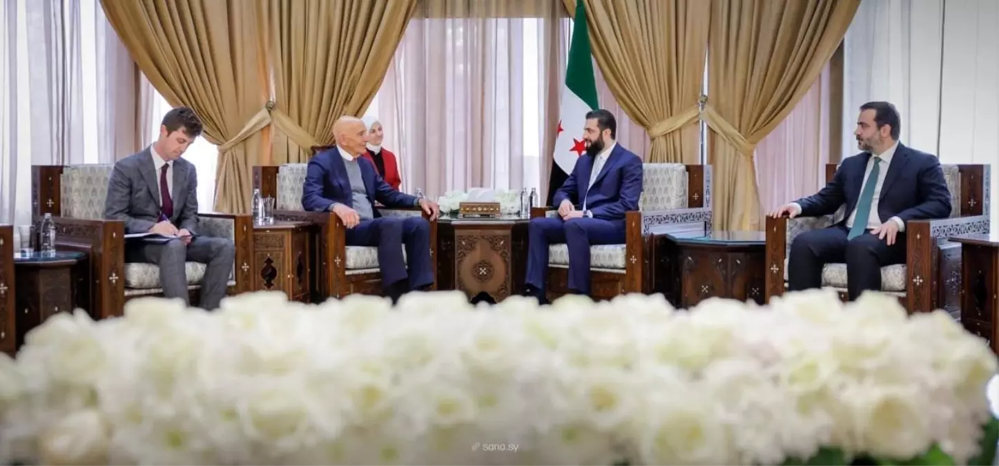 Eş-Şara, ABD Büyükelçisi Barrack ile Görüştü