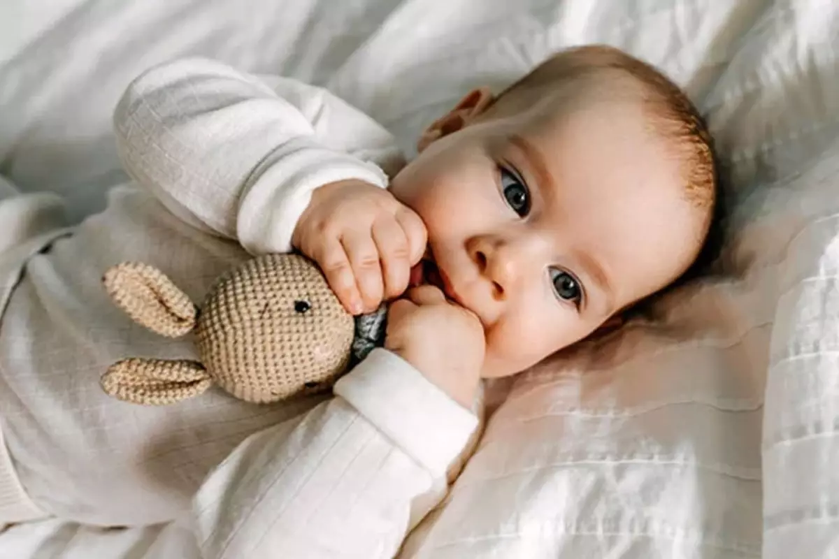 2025 yılında bebeklere en çok verilen isimler belli oldu! Zirve el değiştirdi