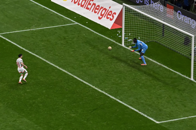 Afrika Kupası finalinde olay! 90+8'de verilen penaltı sonrası sahadan çekildiler Afrika Kupası finalinde olay! 90+8'de verilen penaltı sonrası sahadan çekildiler