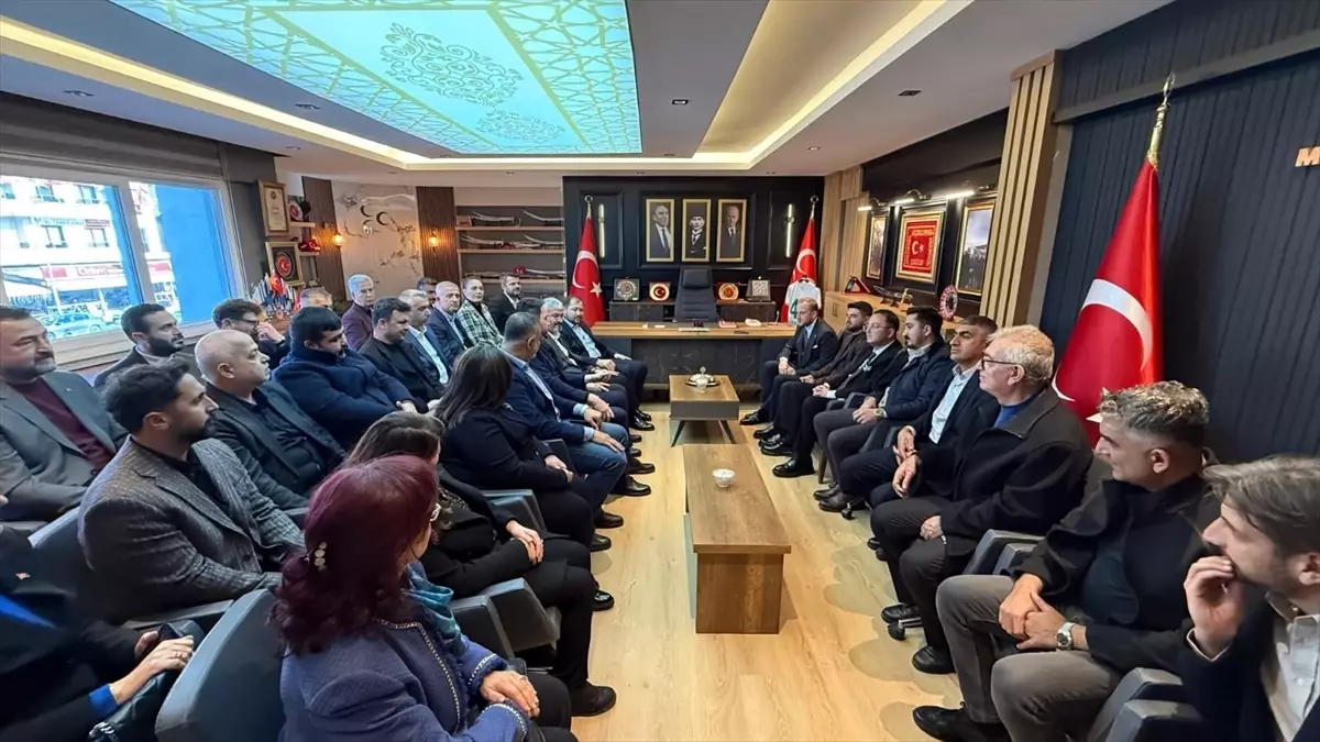 AK Parti\'den MHP\'ye Ziyaret