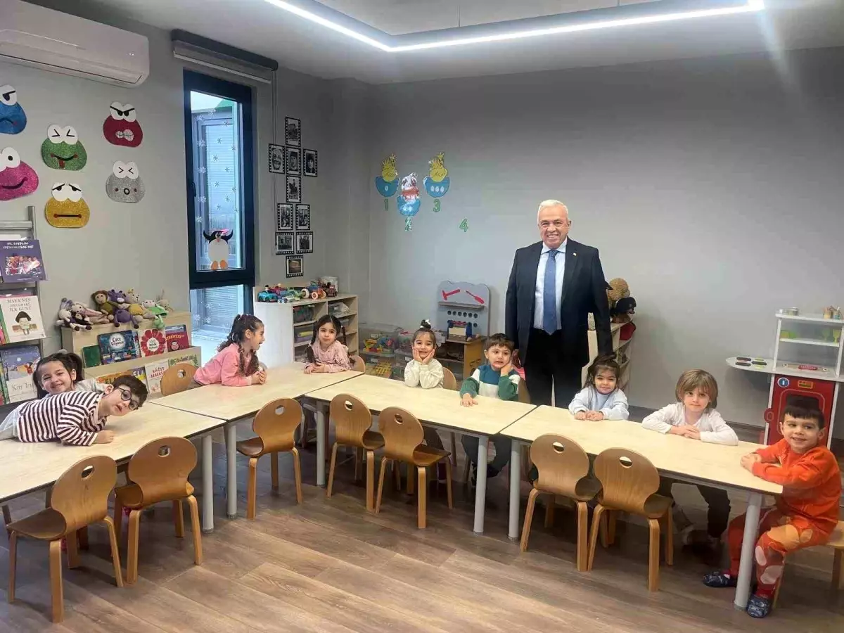 Bursa\'da gece çalışan anne babalara müjde...Gece kreşi Nilüfer\'de başlıyor