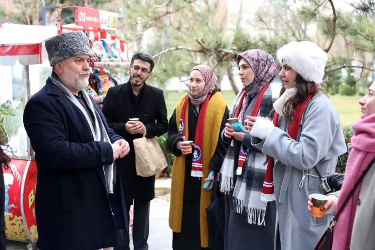 EĞİTİM-BİR-SEN’den Öğretmen Adaylarına Destek