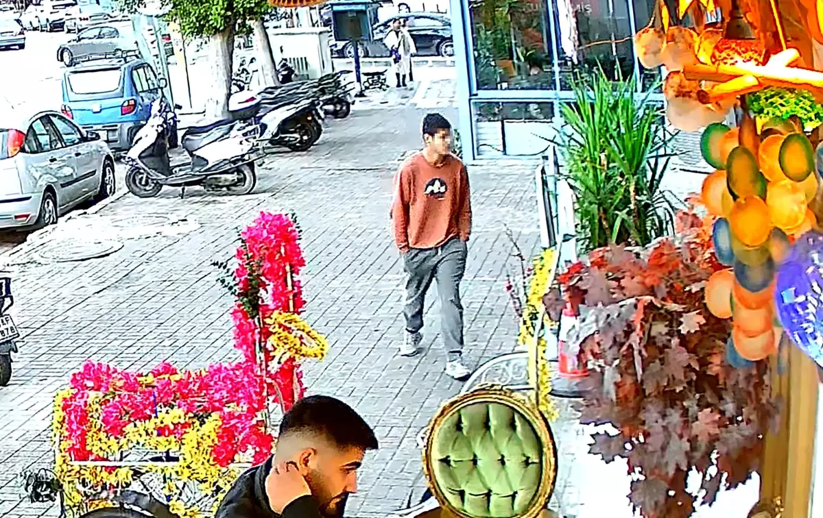 Adana\'da Bisiklet Hırsızlığı: 17 Yaşındaki Şüpheli Tutuklandı