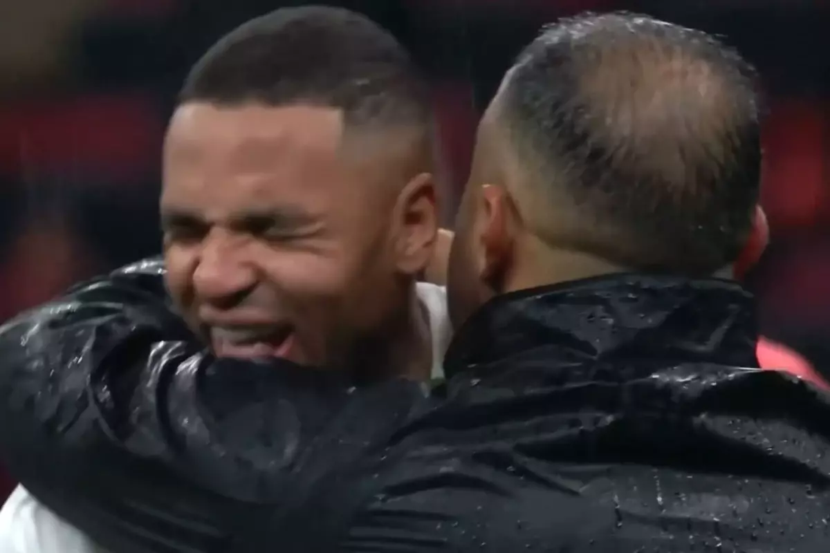 Finali kaybeden En-Nesyri hüngür hüngür ağladı