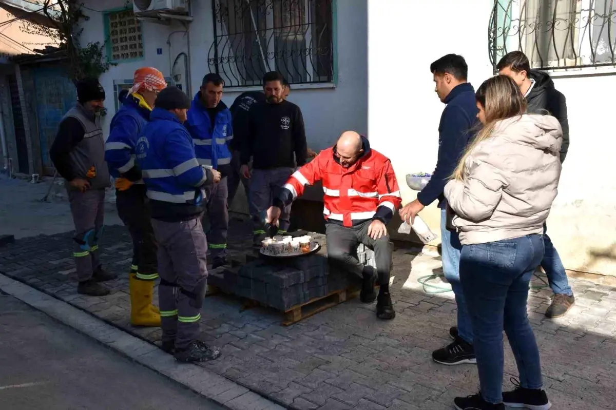 Germencik\'te çaylar Başkan Zencirci\'den