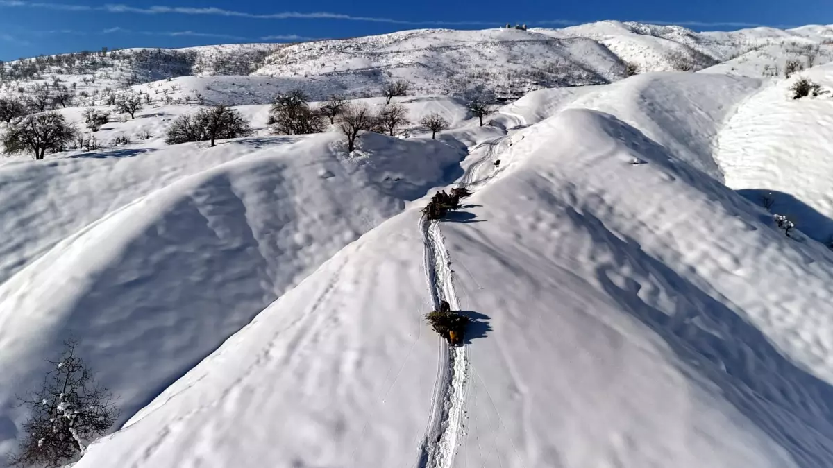 Derecik\'te Zorlu Kış Koşulları