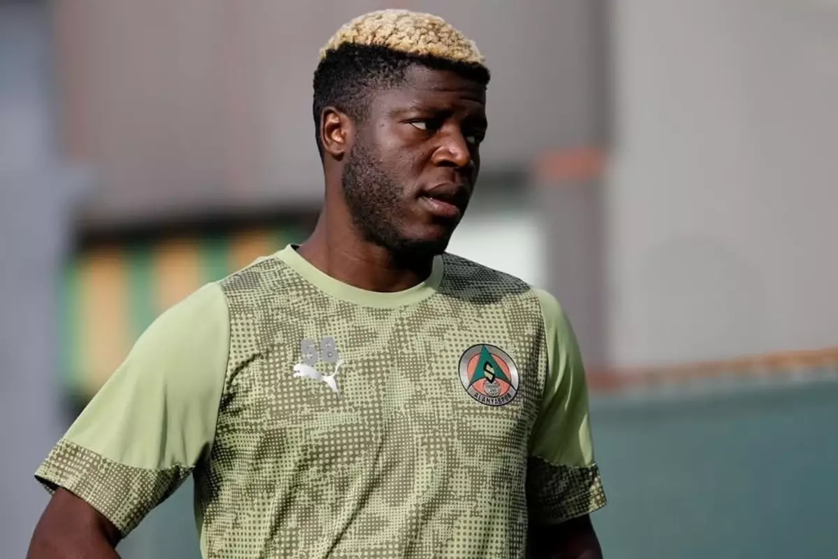 İsmi Fenerbahçe ile anılan Maestro\'ya dev bir talip daha