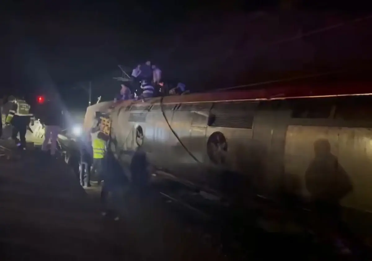 Kurtuba\'da Hızlı Tren Kazası: 21 Ölü