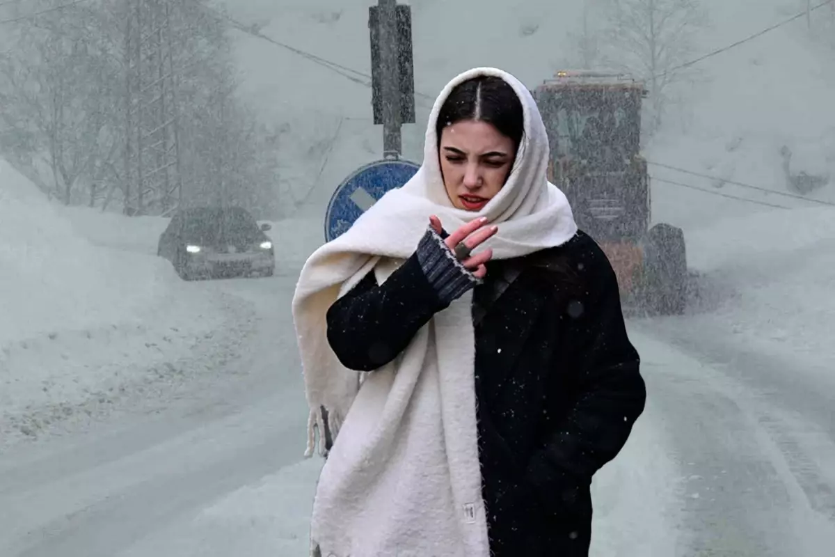 İstanbul\'da hayatı felç eden kar yağışı ne kadar sürecek? Merak edilen soru yanıt buldu