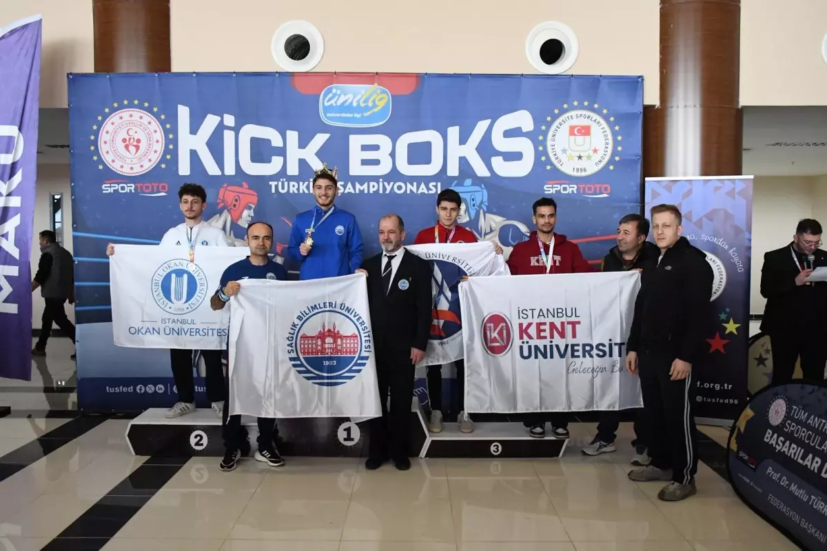 İstanbul Kent Üniversitesi Kick Boks\'ta Başarı Elde Etti