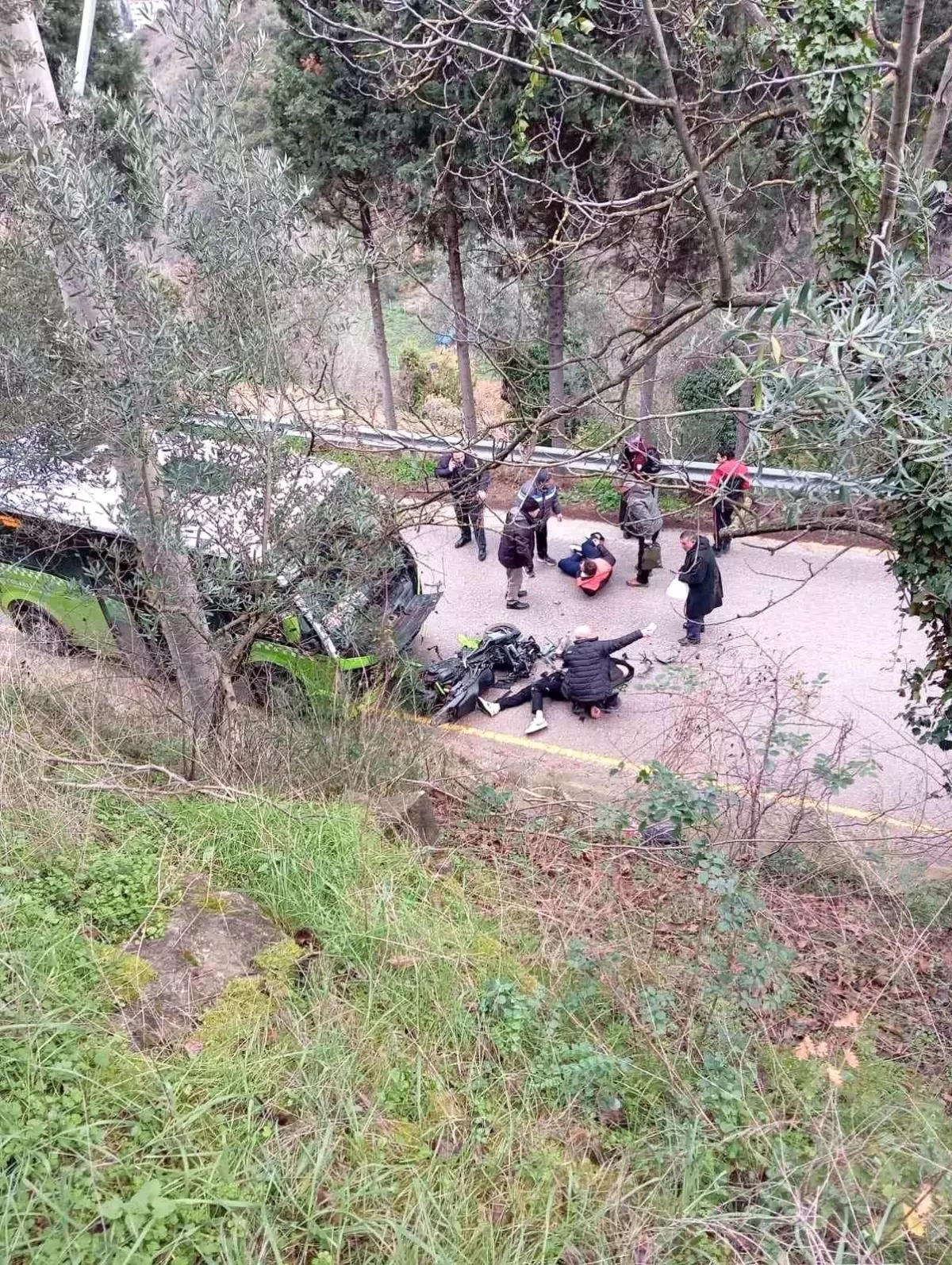 Karamürsel\'de Kaza: Genç Motosikletli Hayatını Kaybetti