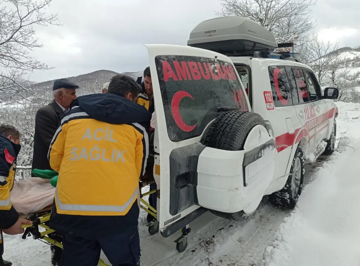 Tokat\'ta Kar Yağışı Hastayı Engellemedi
